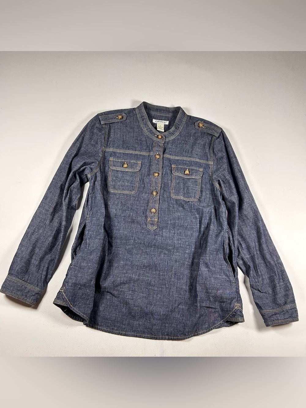 ORVIS womens Medium Denim Popover SHIRT cotton Flare Ranch Western Rodeo Vintage